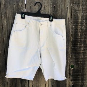 Arizona Jean company white denim short